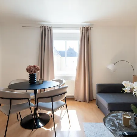 Farawayhomes Leoben #a6 *